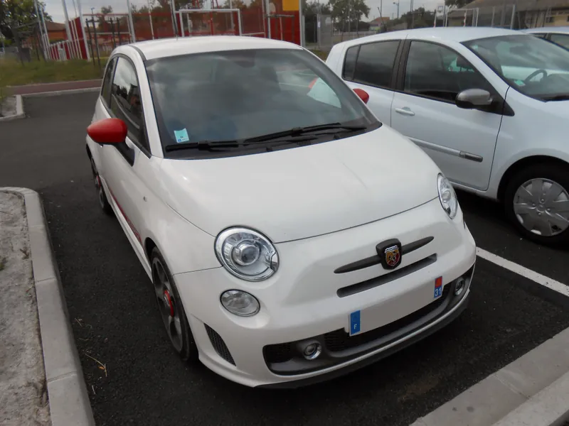 Abarth 595 Competizione, pohled zepředu