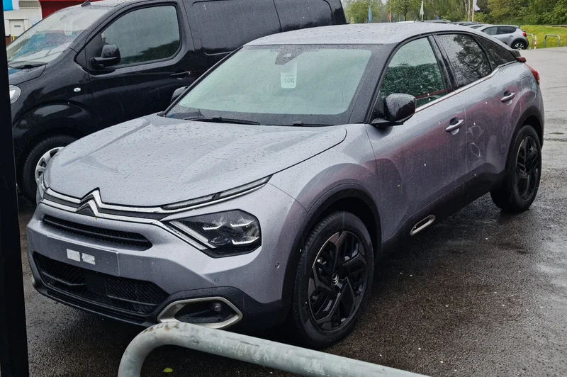 Citroën C4, pohled zepředu