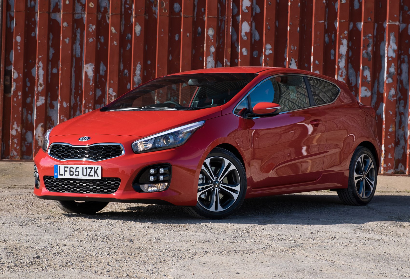 06-Odhaleno 15 nejspolehlivějších aut-Kia Cee’D